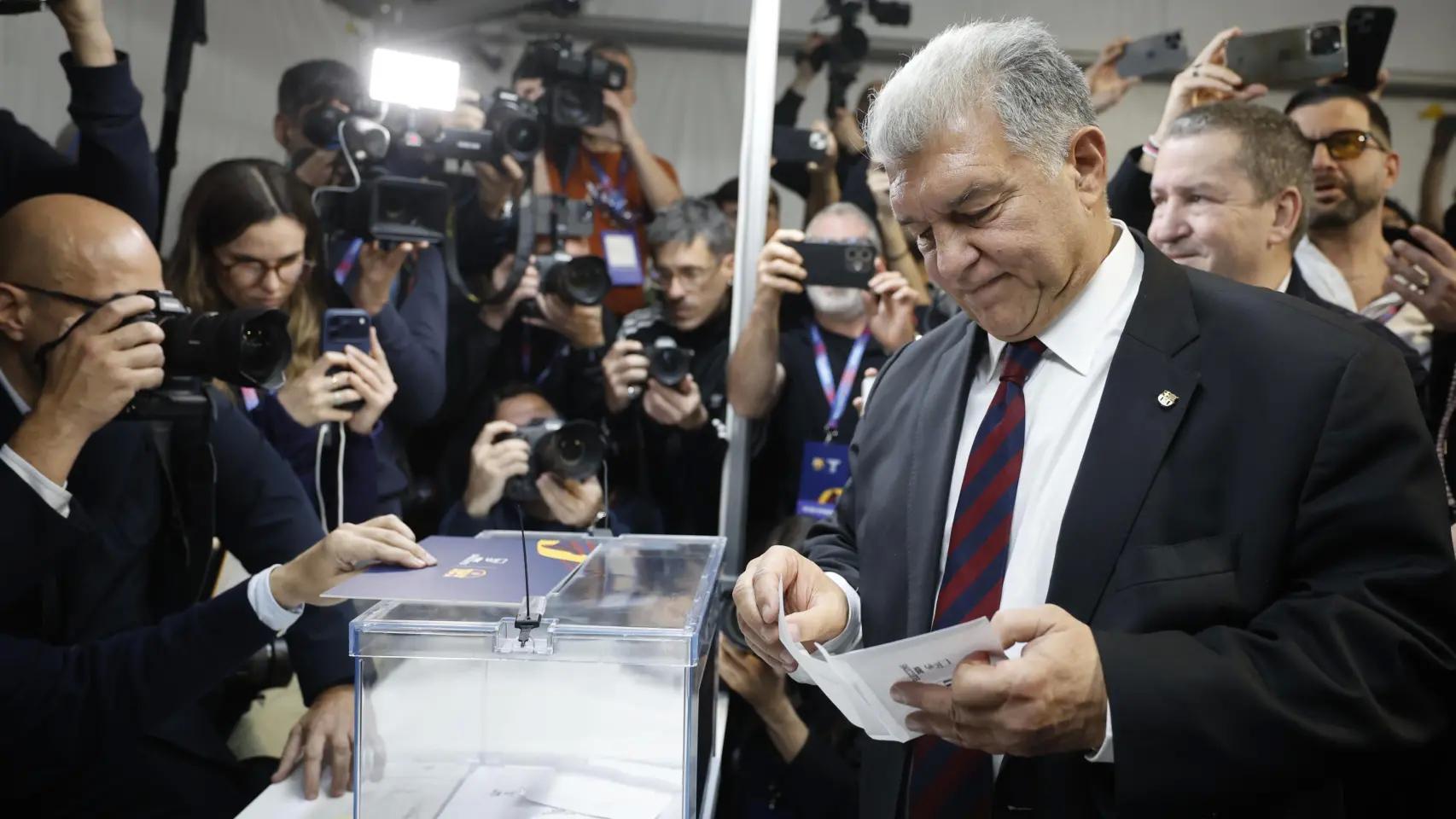 开云首页入口-无能狂怒？丰特团队成员：拉波尔塔利用球员造势真不像话