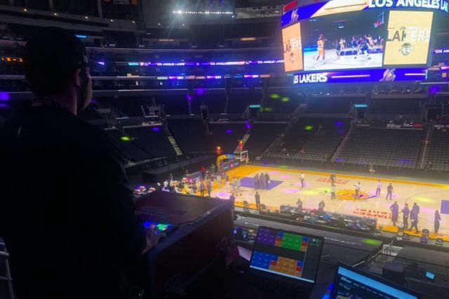 开云首页入口-空场比赛谁给球员们加油欢呼？走近NBA的“气氛组”