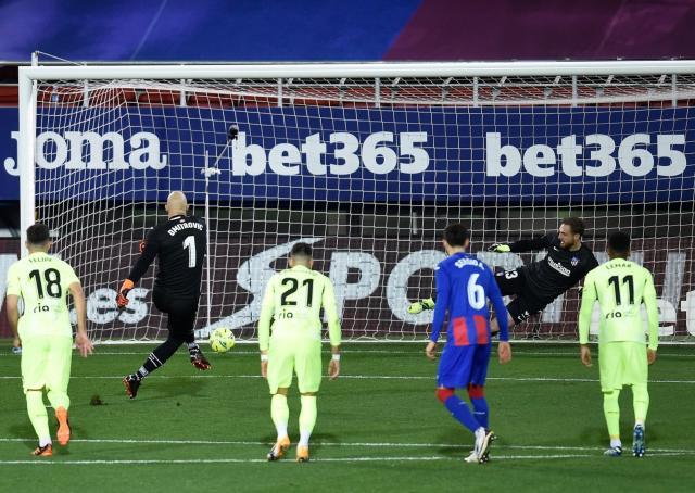 开云平台中国-西班牙足坛2天3门将上热搜 要想封神请“从头开始”